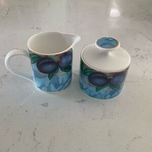 Victoria Beale (Casual) Creamer & Sugar Forbidden Fruit #9024 Fine Porcelain